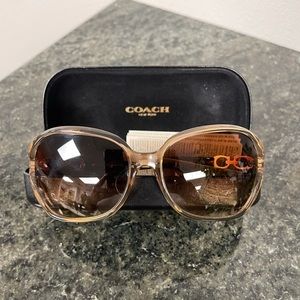 Coach “Kissing C” sunglasses (brown)